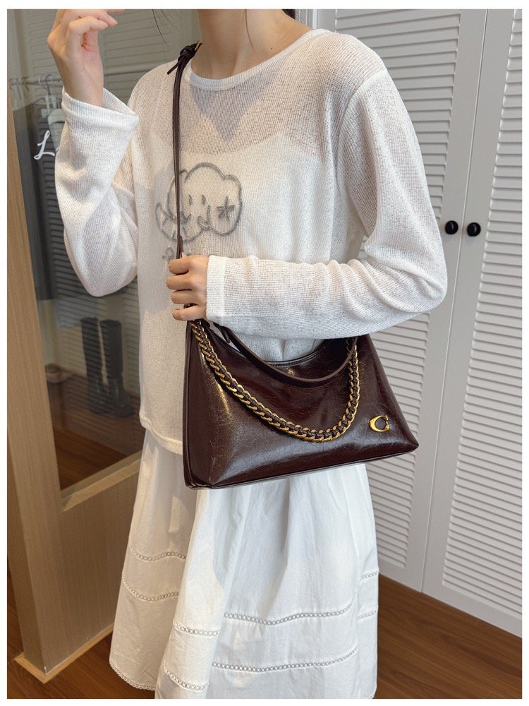 3 Strap Chain Shoulder Bag - Image 5